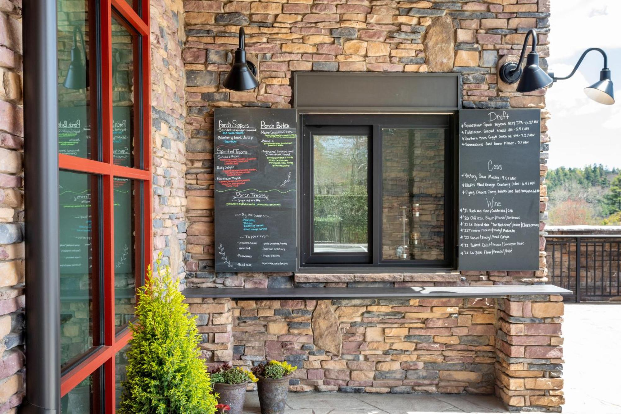 בלואינג רוק The Embers Hotel מראה חיצוני תמונה